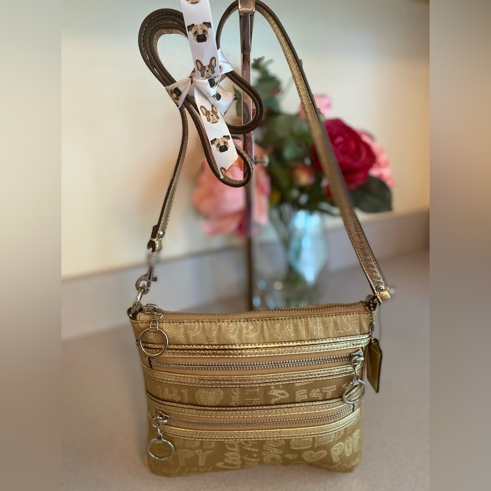 Coach Poppy Crossbody Swingpack